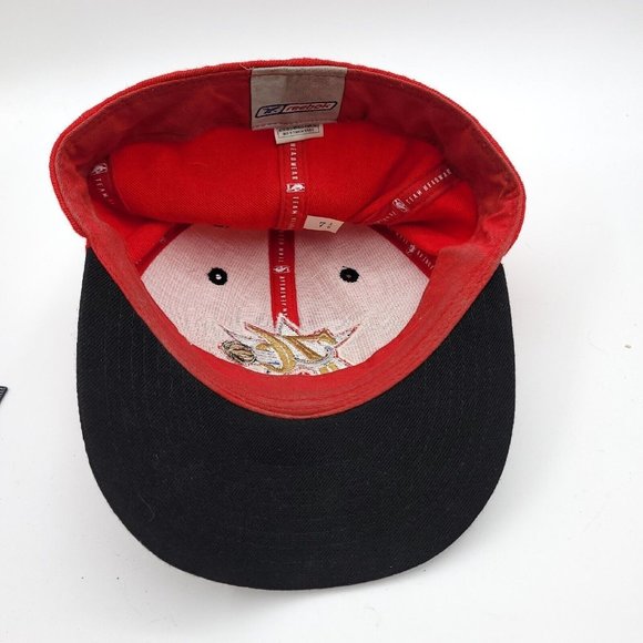 Phila 76ersNBA Fitted 7 1/28 Cap 3D Logo Red Black Hat Reebok - Picture 6 of 8